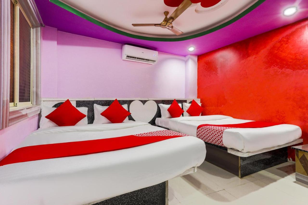 Oyo 45752 Hotel Sb Palace Godarpura Εξωτερικό φωτογραφία