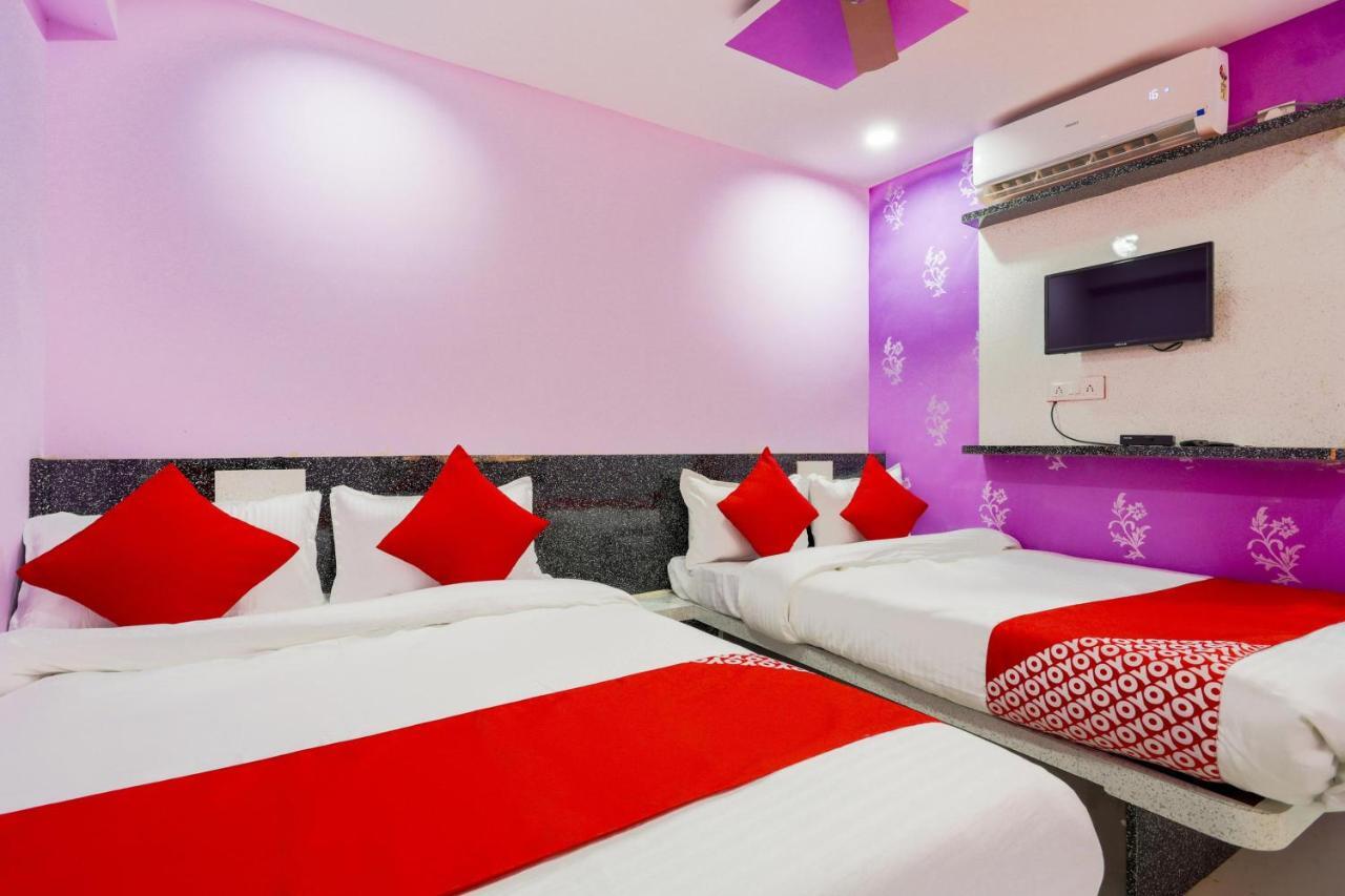 Oyo 45752 Hotel Sb Palace Godarpura Εξωτερικό φωτογραφία